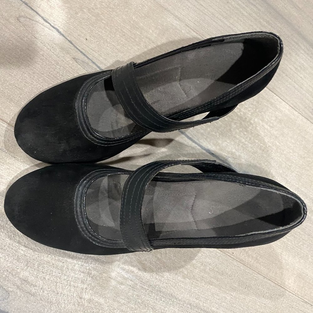 Black Suede dressy heels shoes